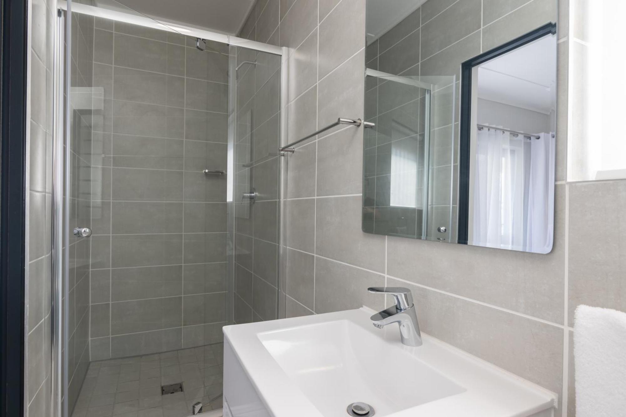 Apartment Hills 478 - With Inverter Ballito